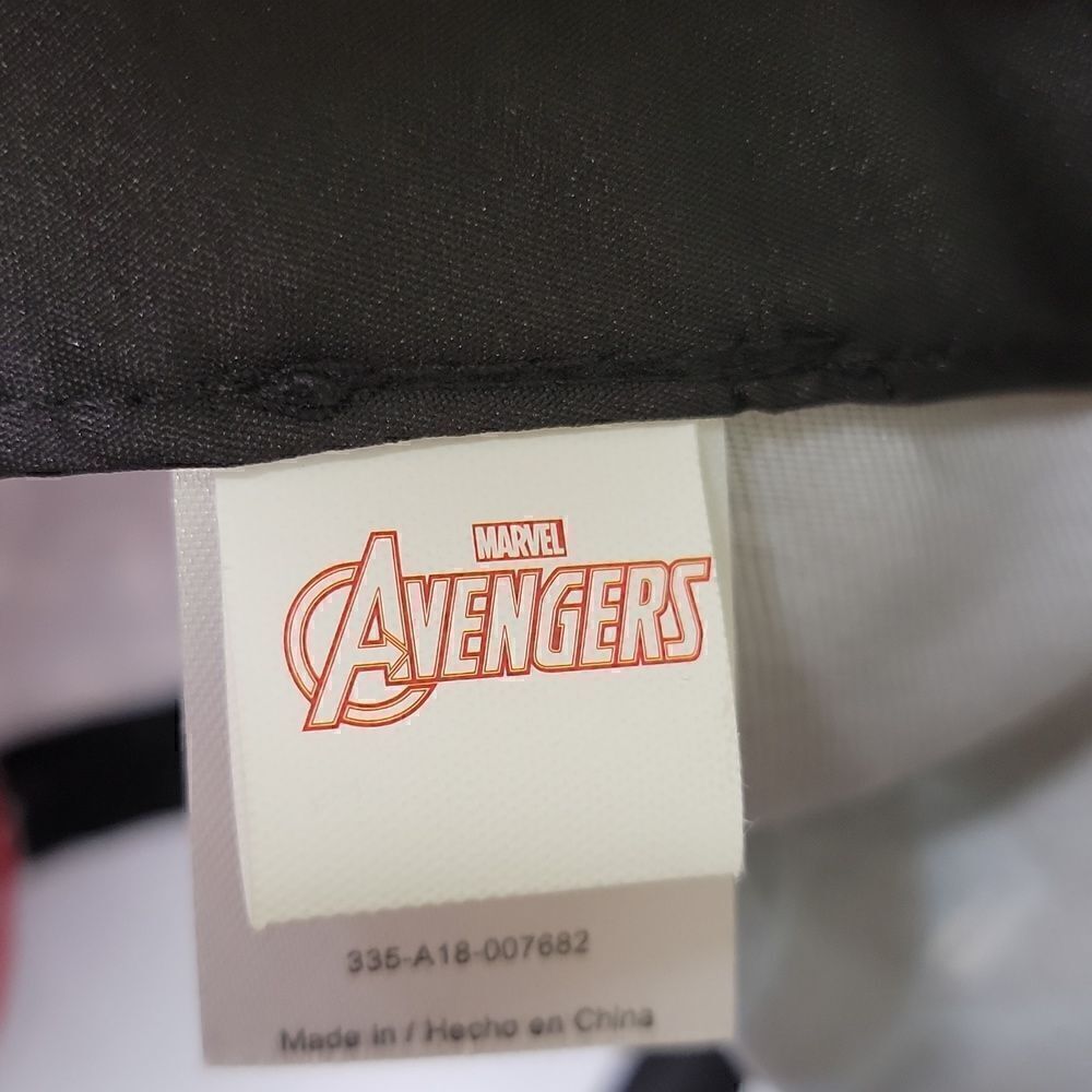 Marvel. Kids/Young Adult. Baseball Cap. Avengers. Like New - Picture 7 of 10